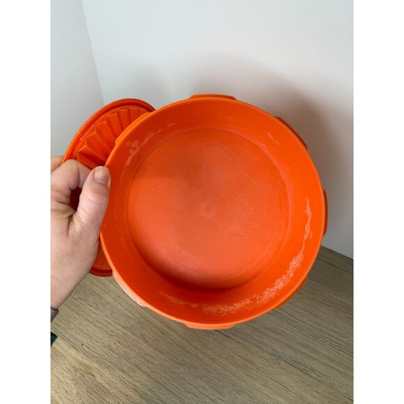 Tupperware Sunshine Orange Servalier Canister With Lid 8" Cookie Jar Retro - Picture 3 of 3